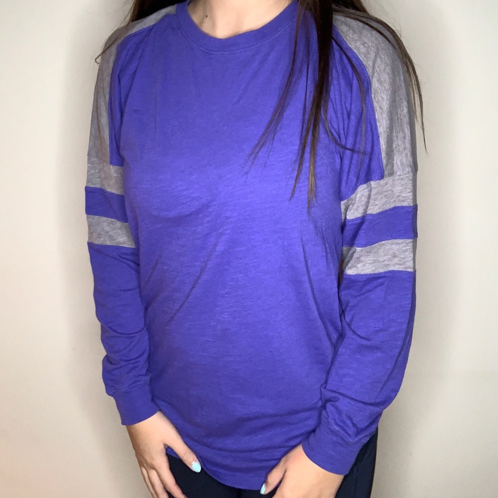 💜VS PINK SHIRT💜